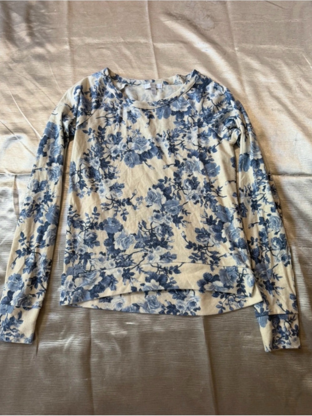 dELiA*s Cream Long-Sleeve Top with Blue Floral Print